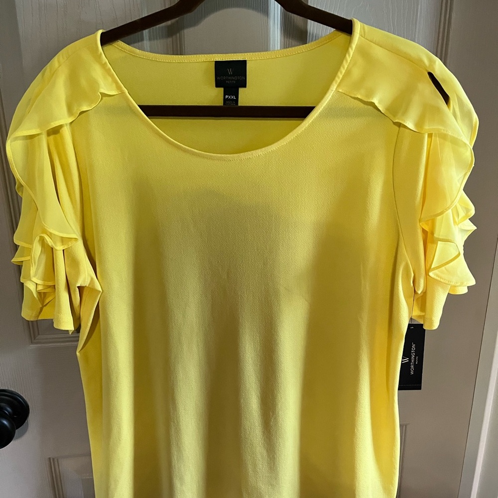 Yellow summer short ruffle sleeve top with partial open shoulder. XL Petite